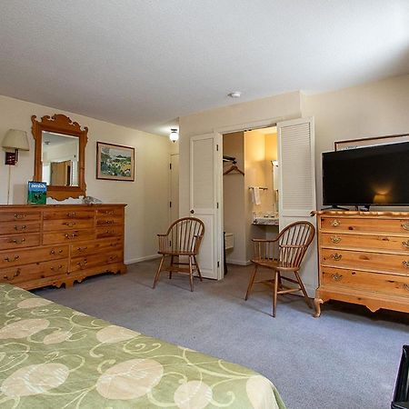 Country Squire Inn And Suites Coshocton ภายนอก รูปภาพ