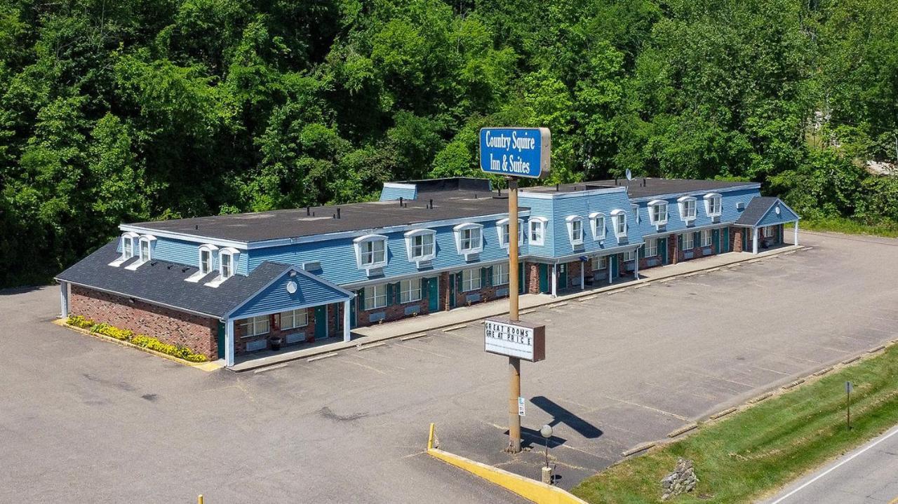 Country Squire Inn And Suites Coshocton ภายนอก รูปภาพ
